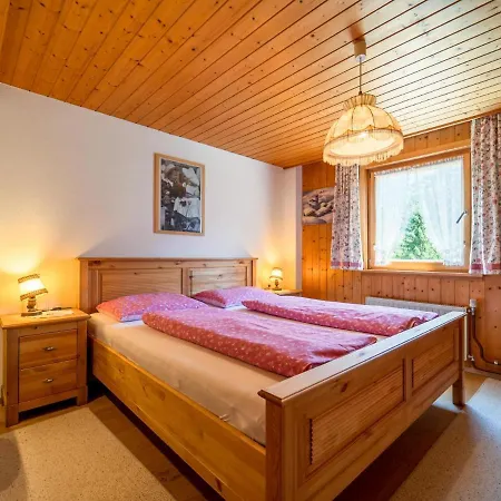 Tuertscher 1 Apartament *